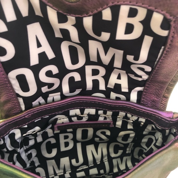 Rare Marc Jacobs holographic napa, leather crossbody bag. - Picture 3 of 13